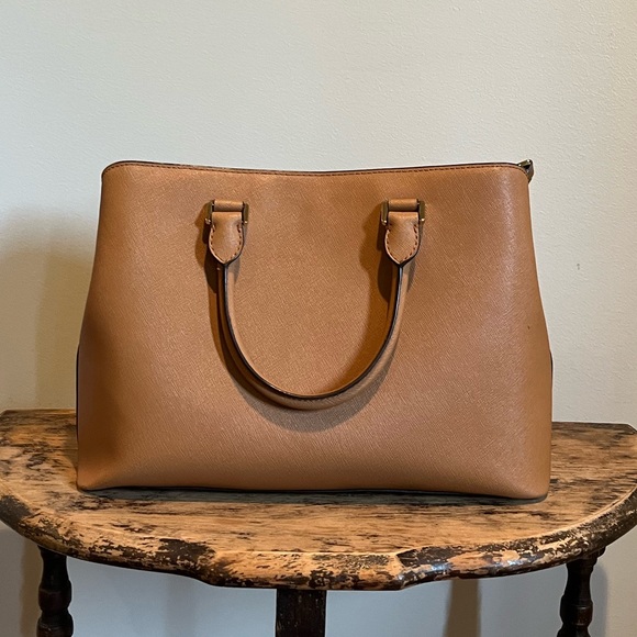 Michael Kors purse - Picture 2 of 8